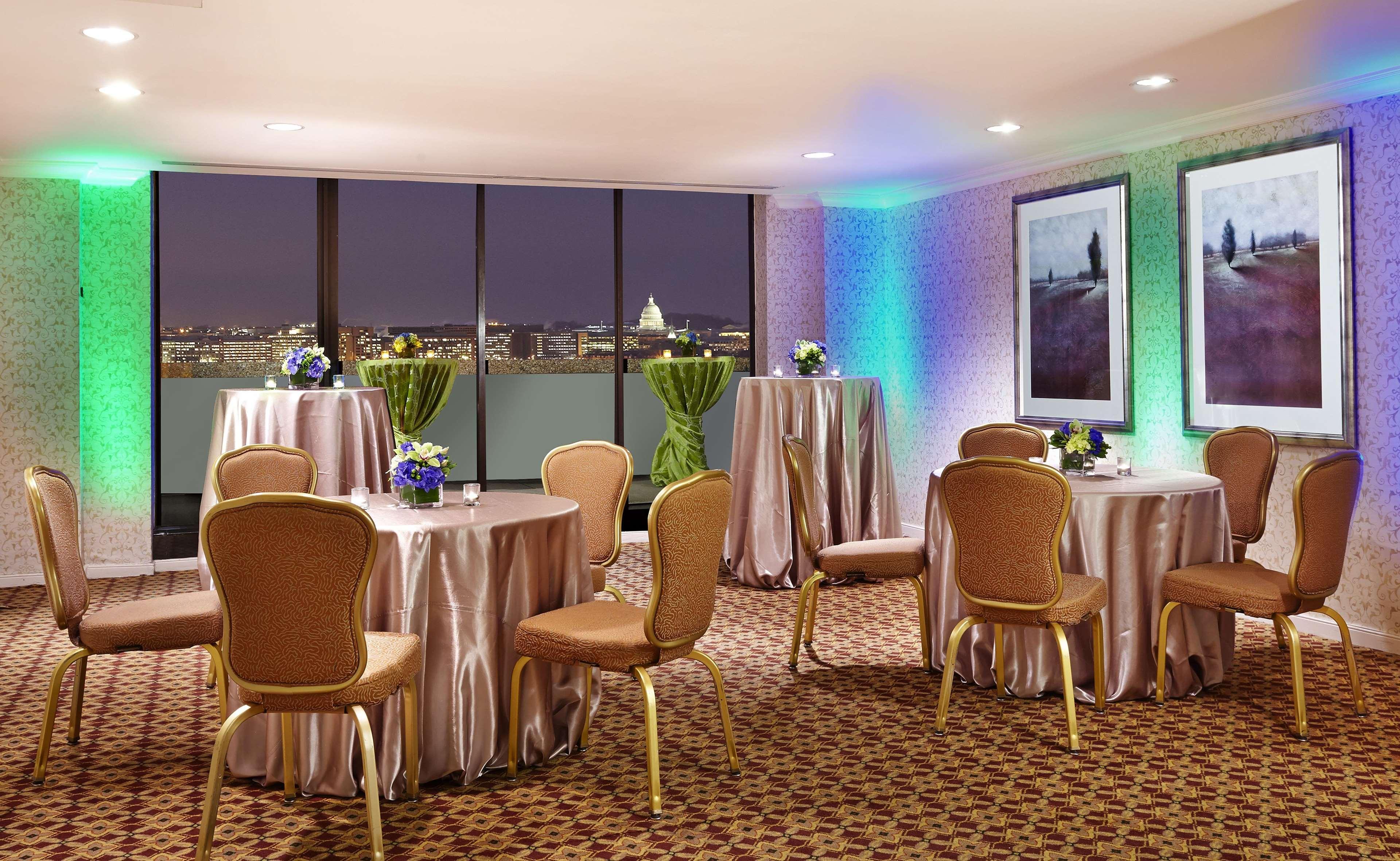 ดับเบิ้ลทรี วอชิงตัน ดีซี คริสตัลซิตี้ โฮเต็ล Hotel อาร์ลิงตัน ภายนอก รูปภาพ