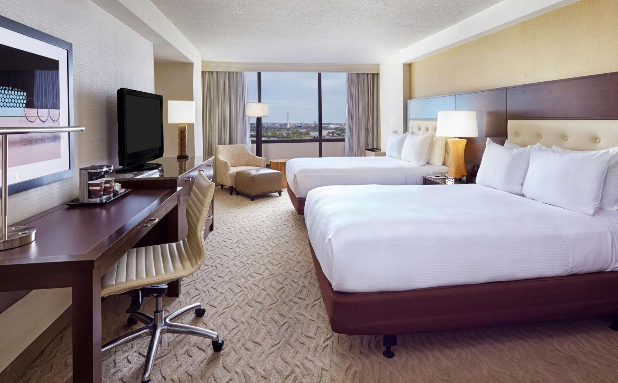 ดับเบิ้ลทรี วอชิงตัน ดีซี คริสตัลซิตี้ โฮเต็ล Hotel อาร์ลิงตัน ภายนอก รูปภาพ