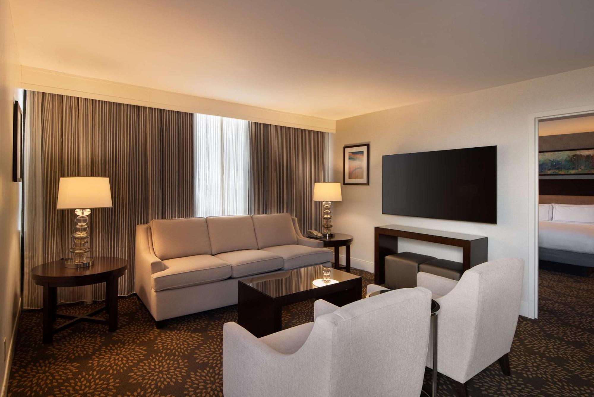 ดับเบิ้ลทรี วอชิงตัน ดีซี คริสตัลซิตี้ โฮเต็ล Hotel อาร์ลิงตัน ภายนอก รูปภาพ